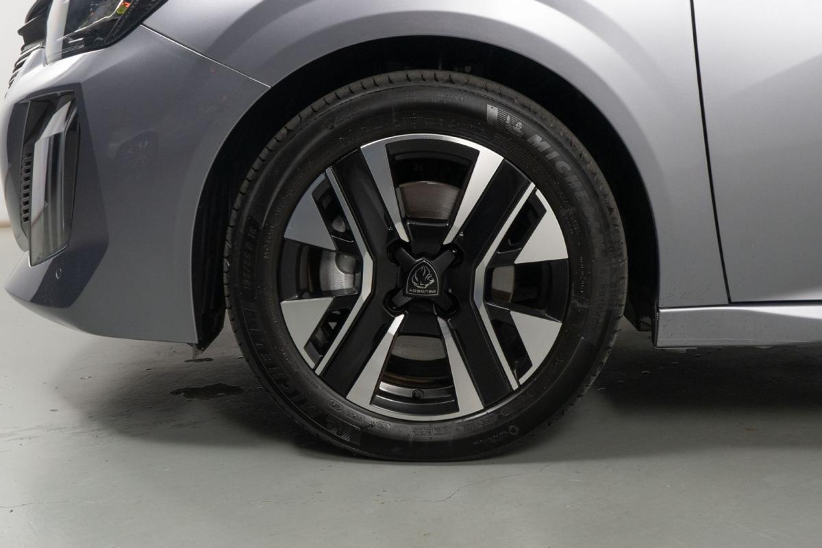 peugeot-208-2025-gasolina-1199cc