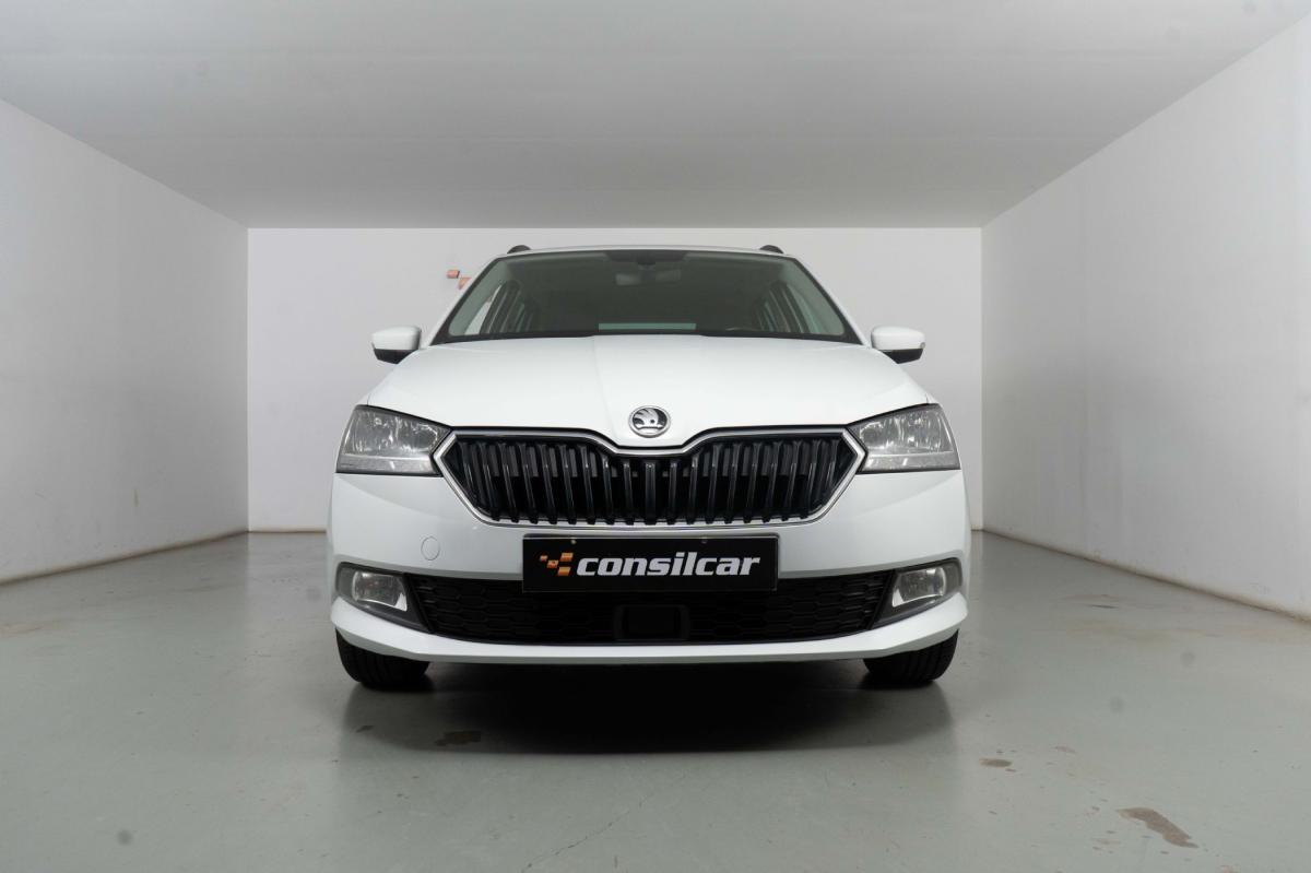 skoda-fabia-break-2022-gasolina-999cc