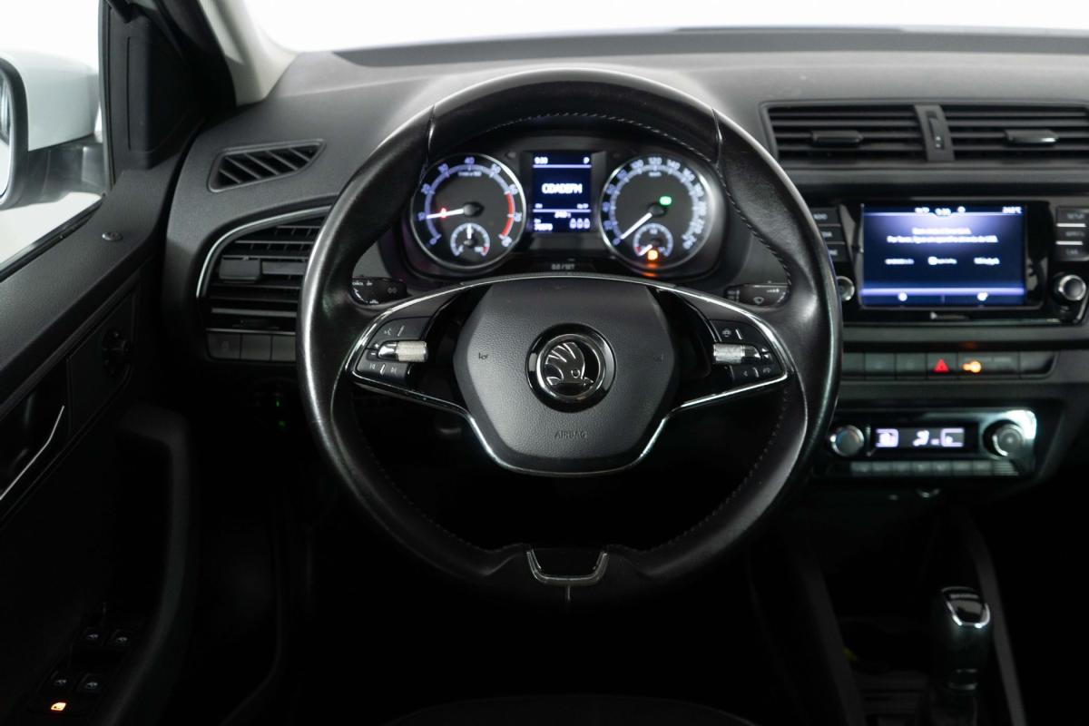 skoda-fabia-break-2022-gasolina-999cc