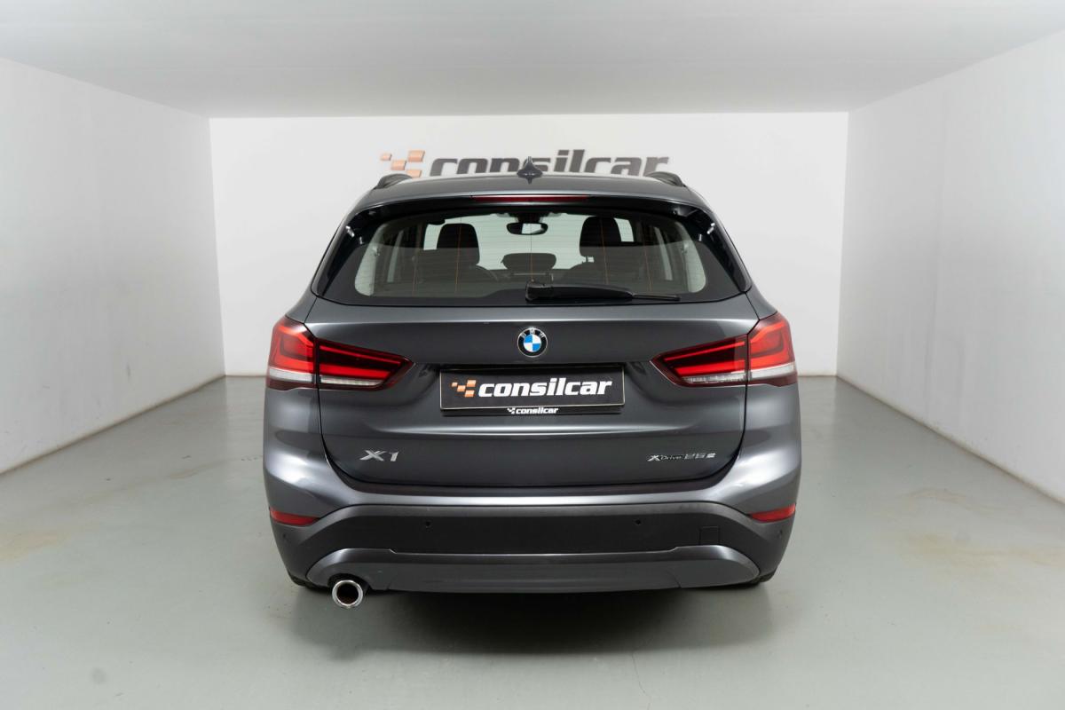 bmw-x1-2021-hibrido-a-gasolina-1499cc