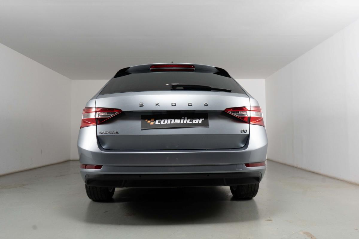 skoda-superb-2021-hibrido-a-gasolina-1395cc