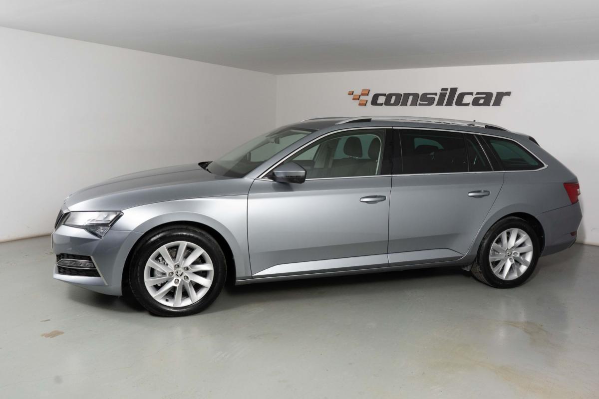 skoda-superb-2021-hibrido-a-gasolina-1395cc