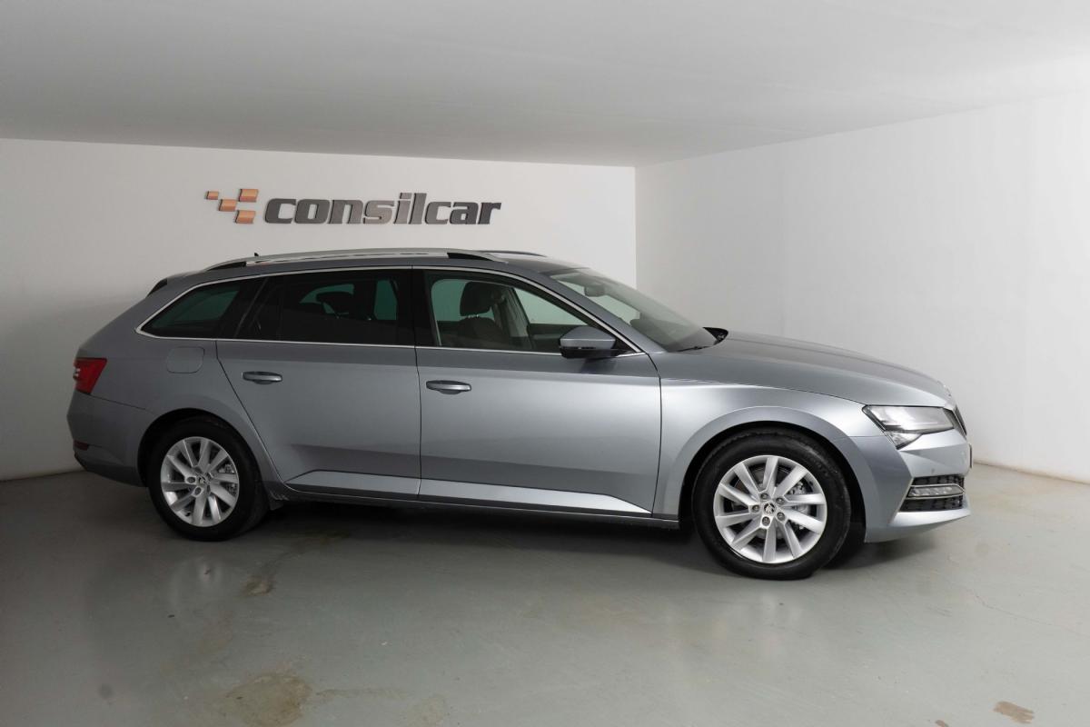 skoda-superb-2021-hibrido-a-gasolina-1395cc