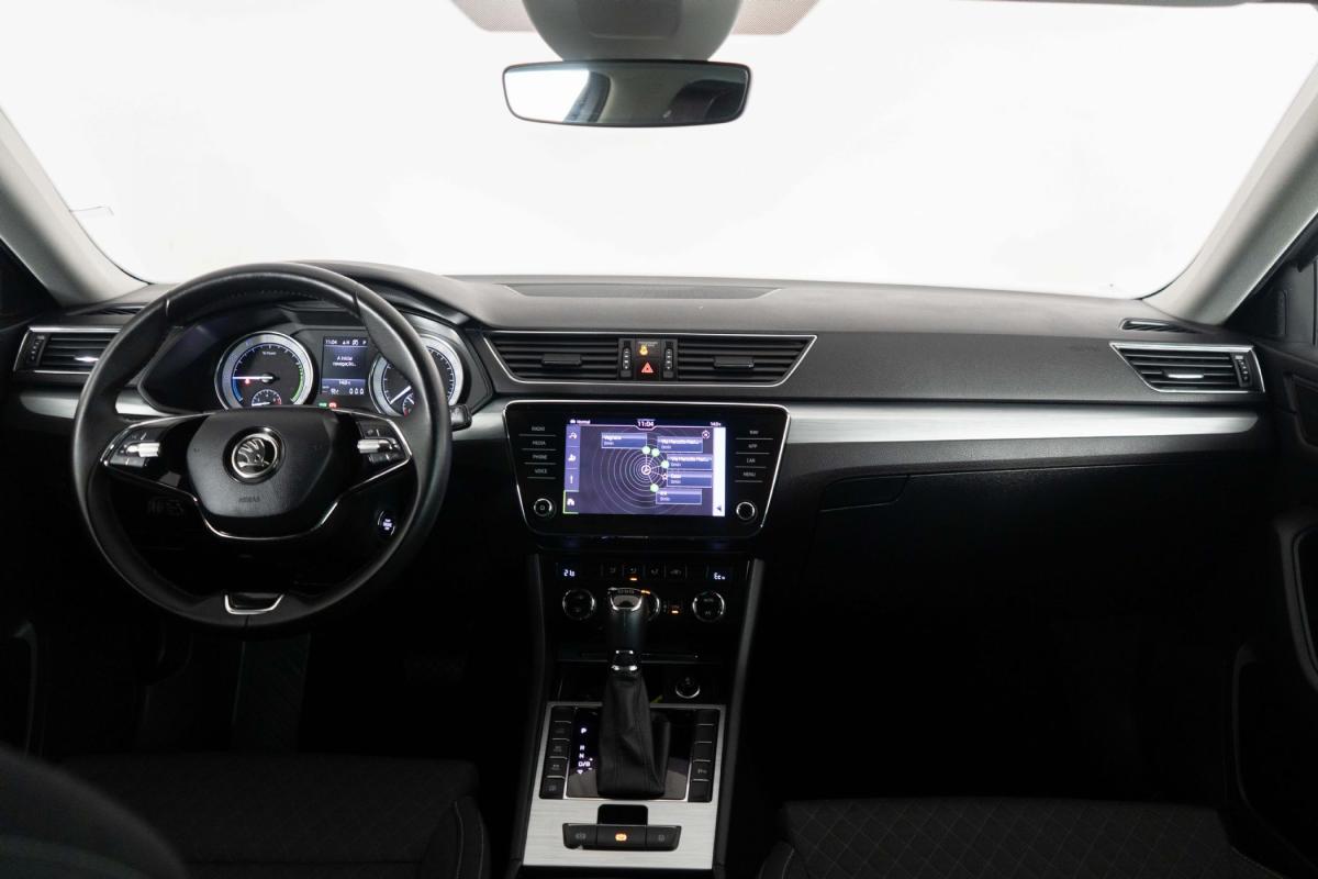 skoda-superb-2021-hibrido-a-gasolina-1395cc