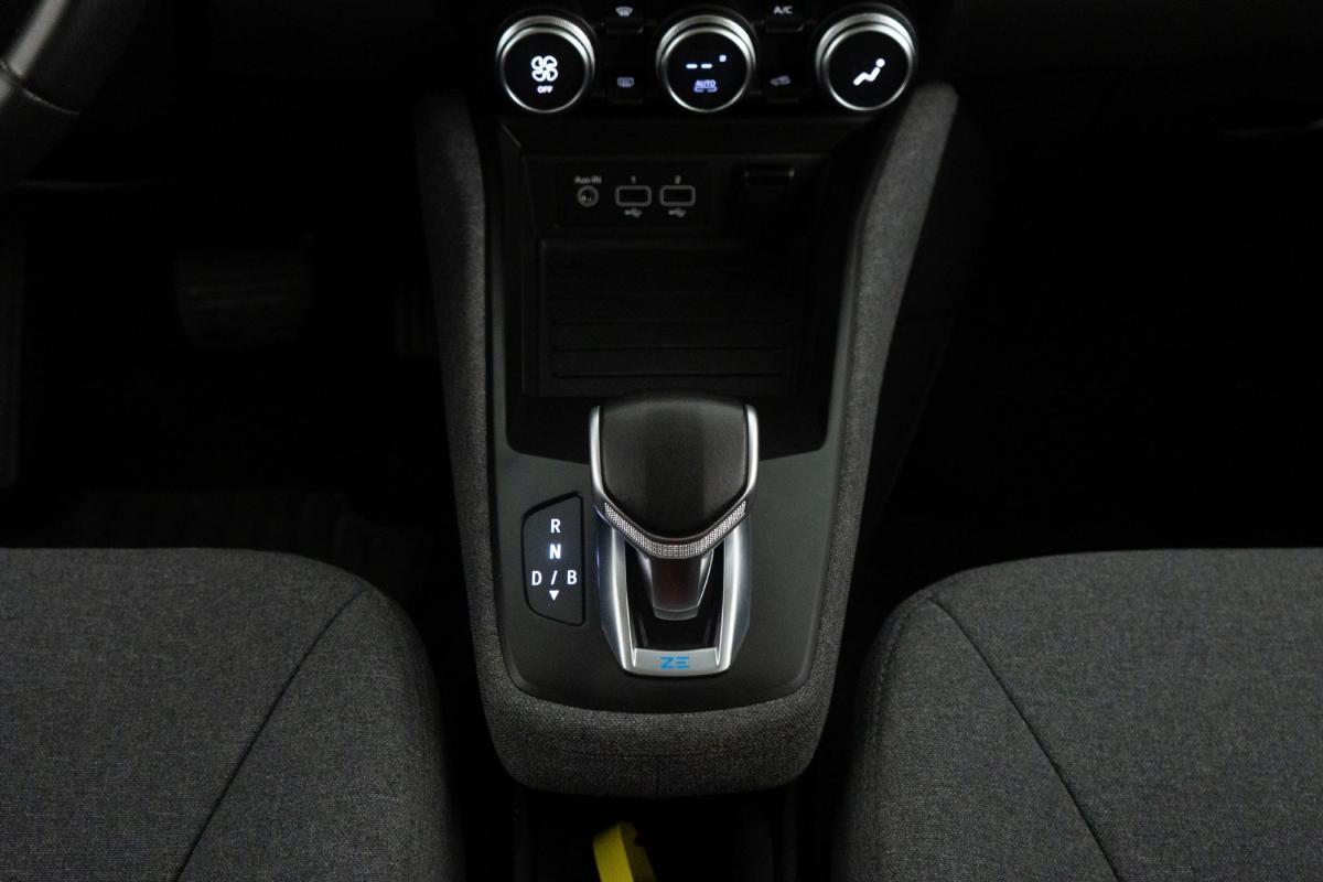 renault-zoe-2021-eletrico-0cc