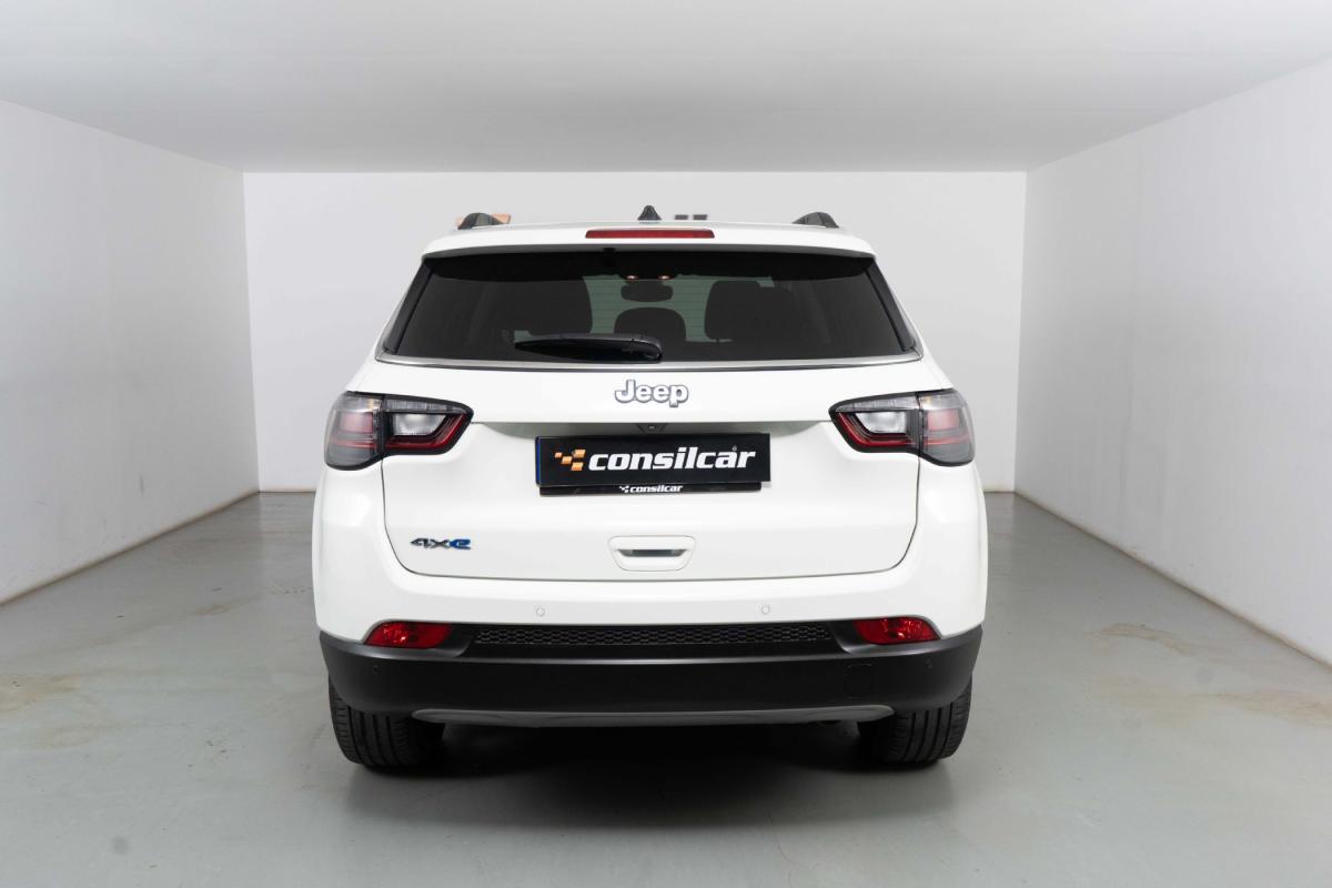 jeep-compass-2023-hibrido-a-gasolina-1332cc