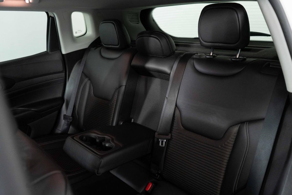 jeep-compass-2023-hibrido-a-gasolina-1332cc