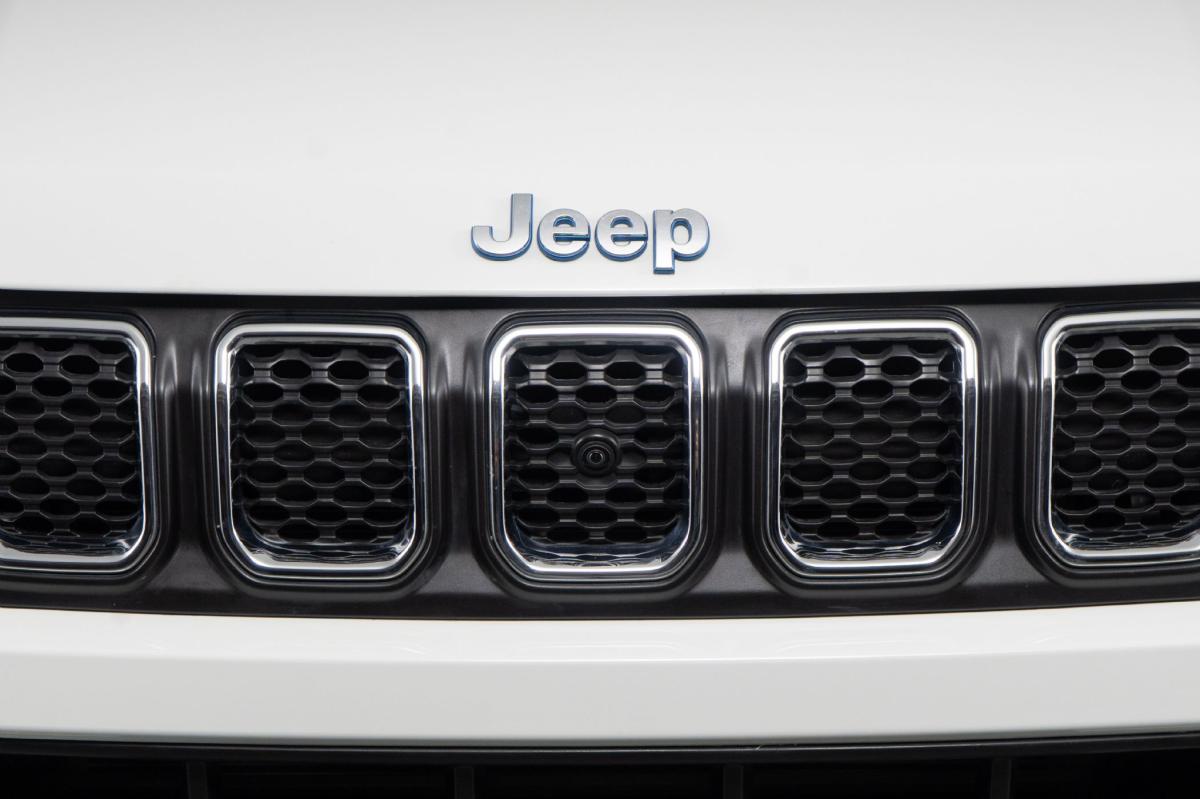 jeep-compass-2023-hibrido-a-gasolina-1332cc
