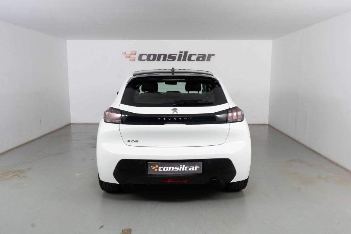 peugeot-208-2022-gasolina-1199cc