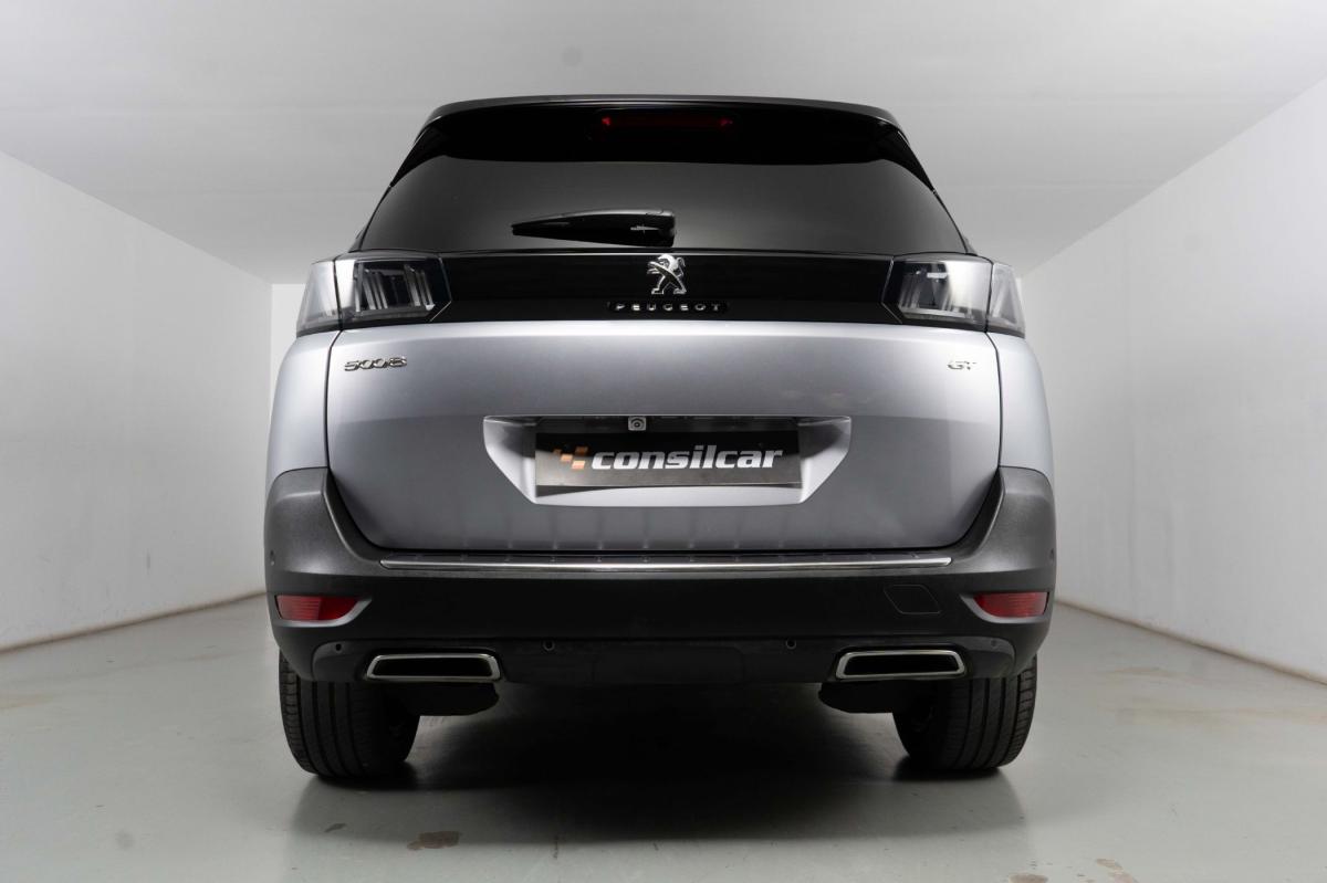 peugeot-5008-2023-gasolina-1199cc