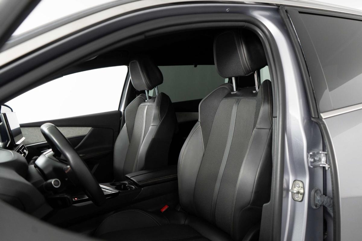 peugeot-5008-2023-gasolina-1199cc