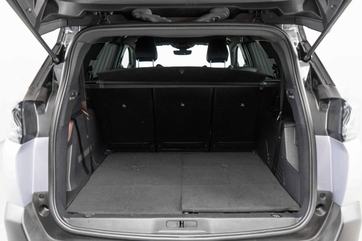 peugeot-5008-2023-gasolina-1199cc