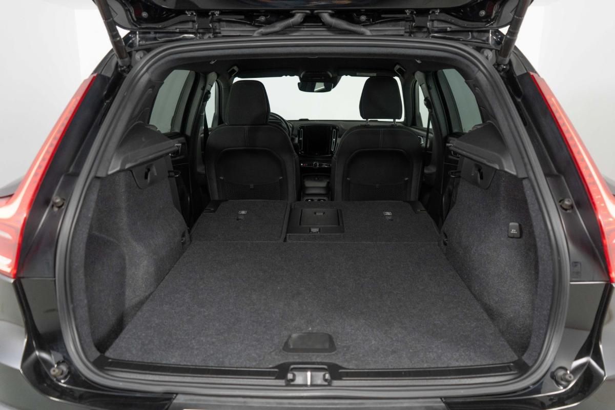 volvo-xc40-2021-hibrido-a-gasolina-1477cc