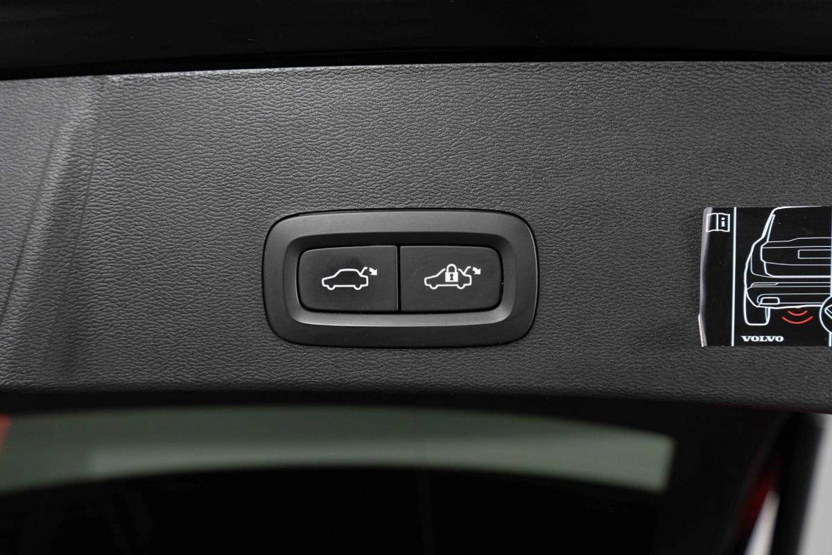 volvo-xc40-2021-hibrido-a-gasolina-1477cc