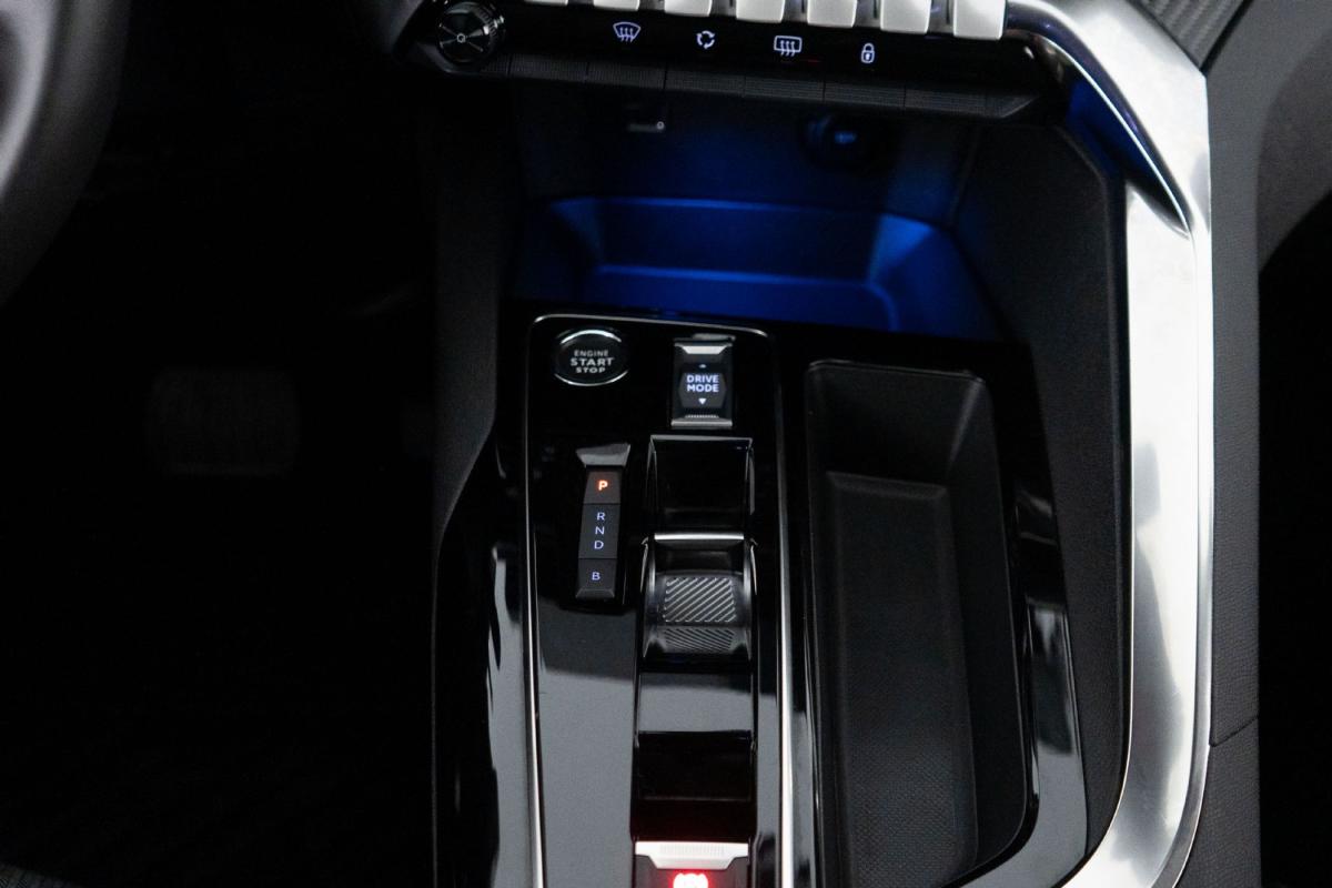 peugeot-3008-2024-hibrido-a-gasolina-1598cc