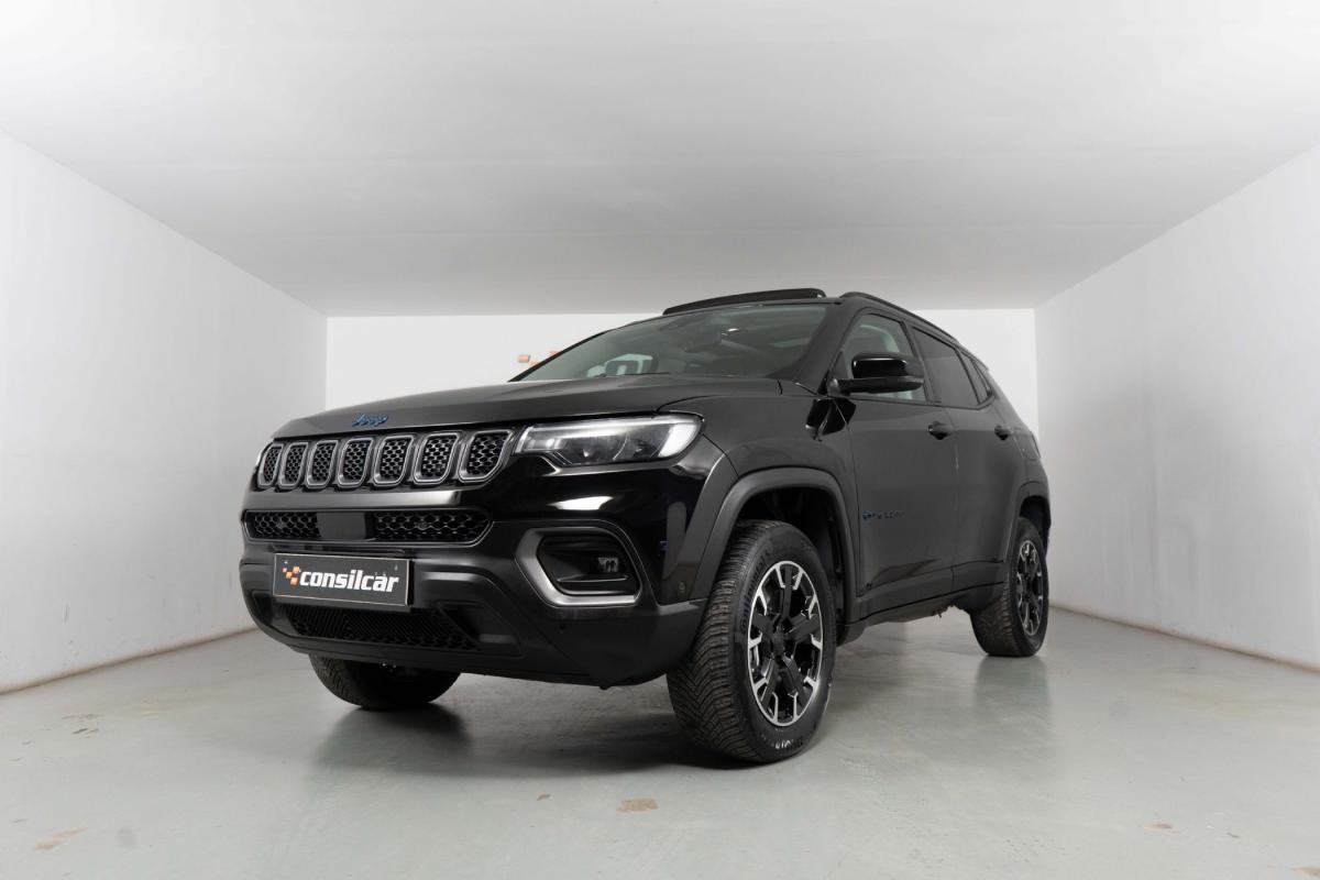 jeep-compass-2023-hibrido-a-gasolina-1332cc