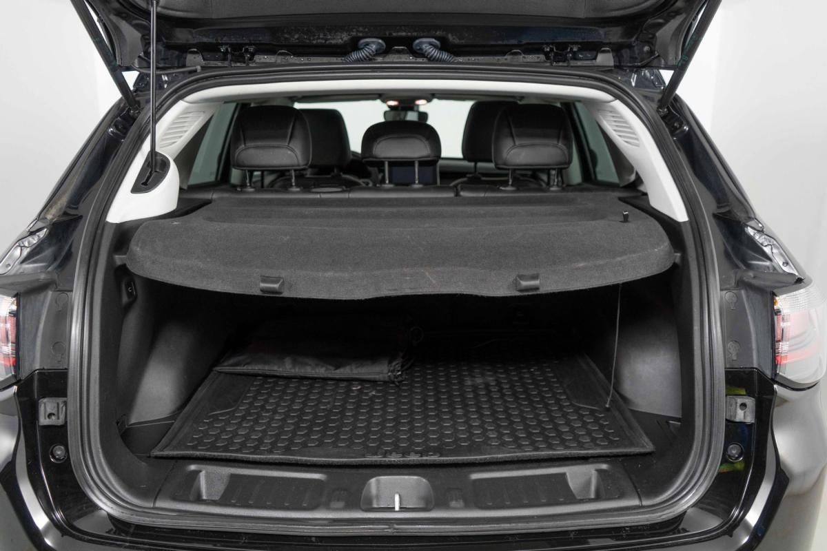 jeep-compass-2023-hibrido-a-gasolina-1332cc