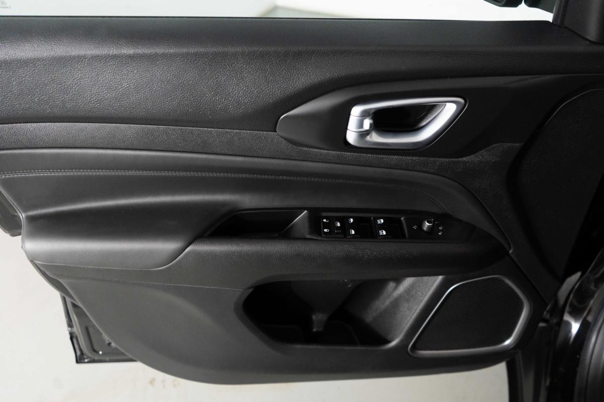 jeep-compass-2023-hibrido-a-gasolina-1332cc