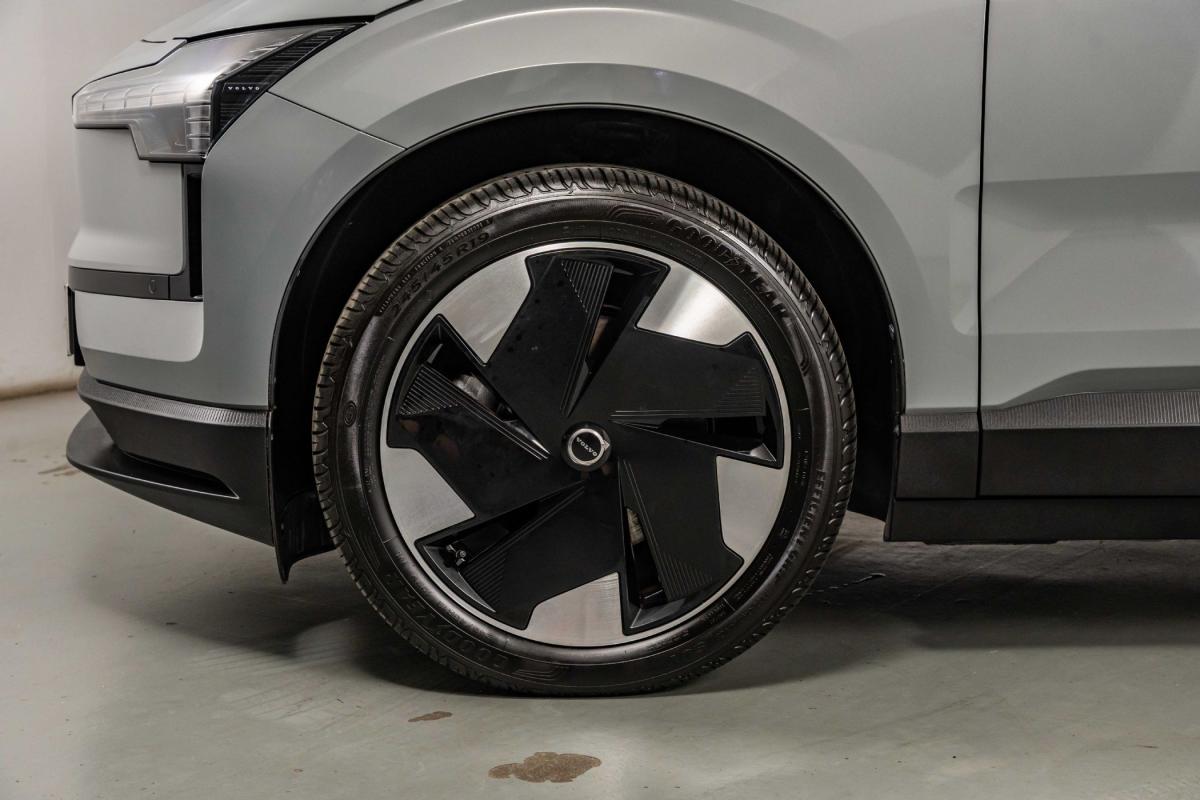 volvo-ex30-2024-eletrico-0cc