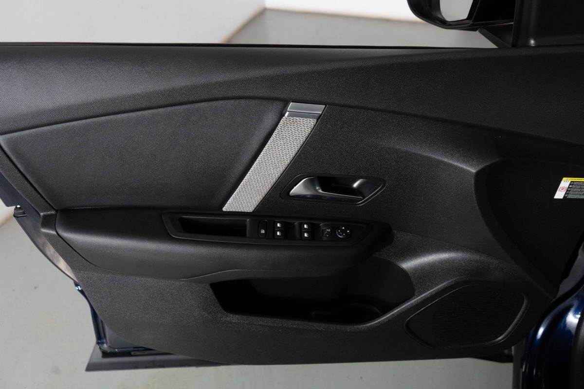 citroen-c4-2024-gasolina-1199cc