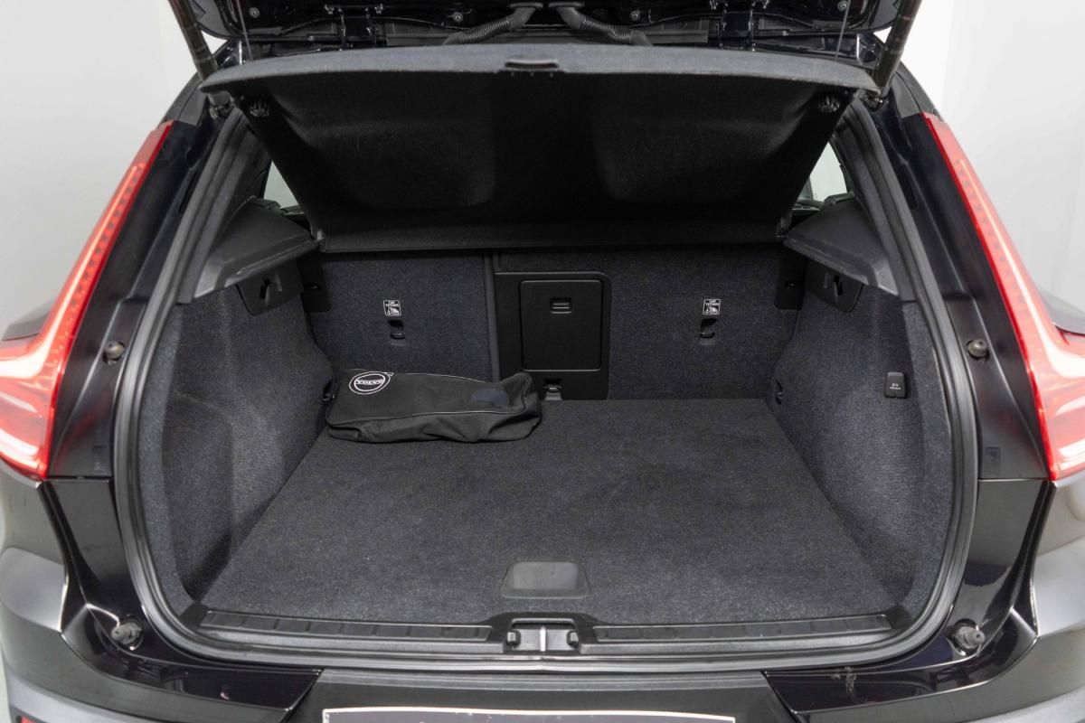 volvo-xc40-2021-hibrido-a-gasolina-1477cc