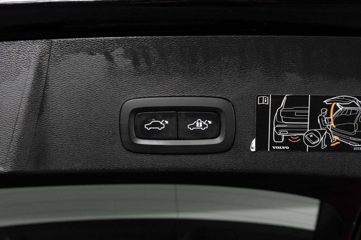 volvo-xc40-2021-hibrido-a-gasolina-1477cc