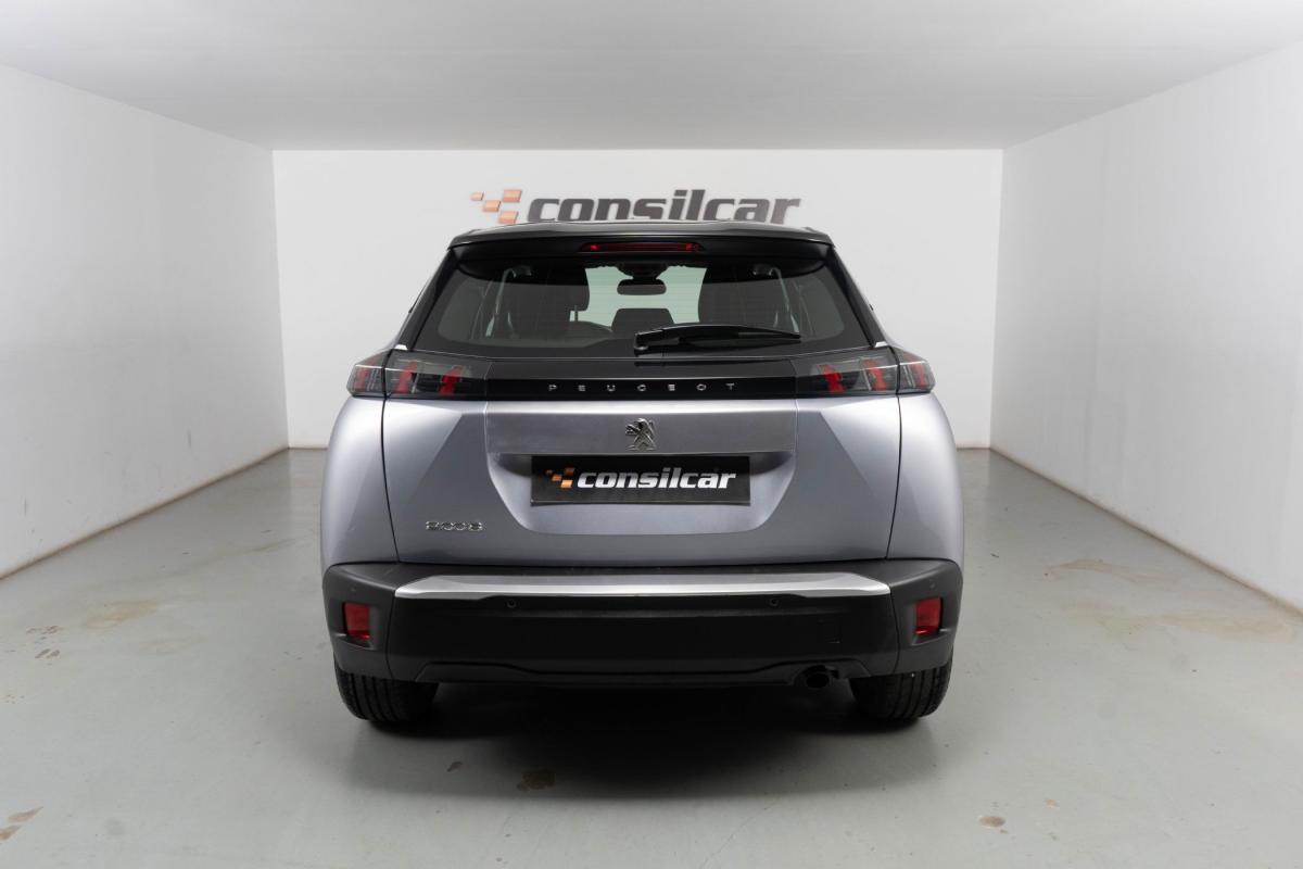 peugeot-2008-2022-gasolina-1199cc