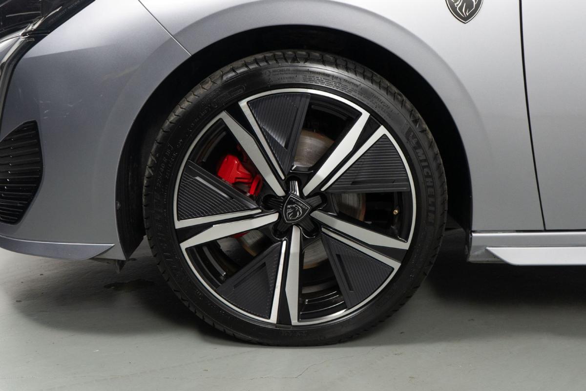 peugeot-308-2025-gasolina-1199cc