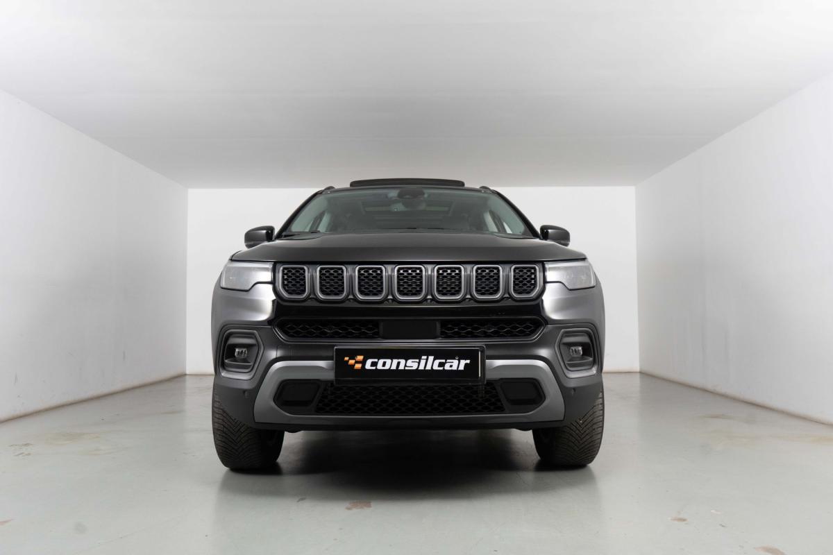 jeep-compass-2023-hibrido-a-gasolina-1332cc