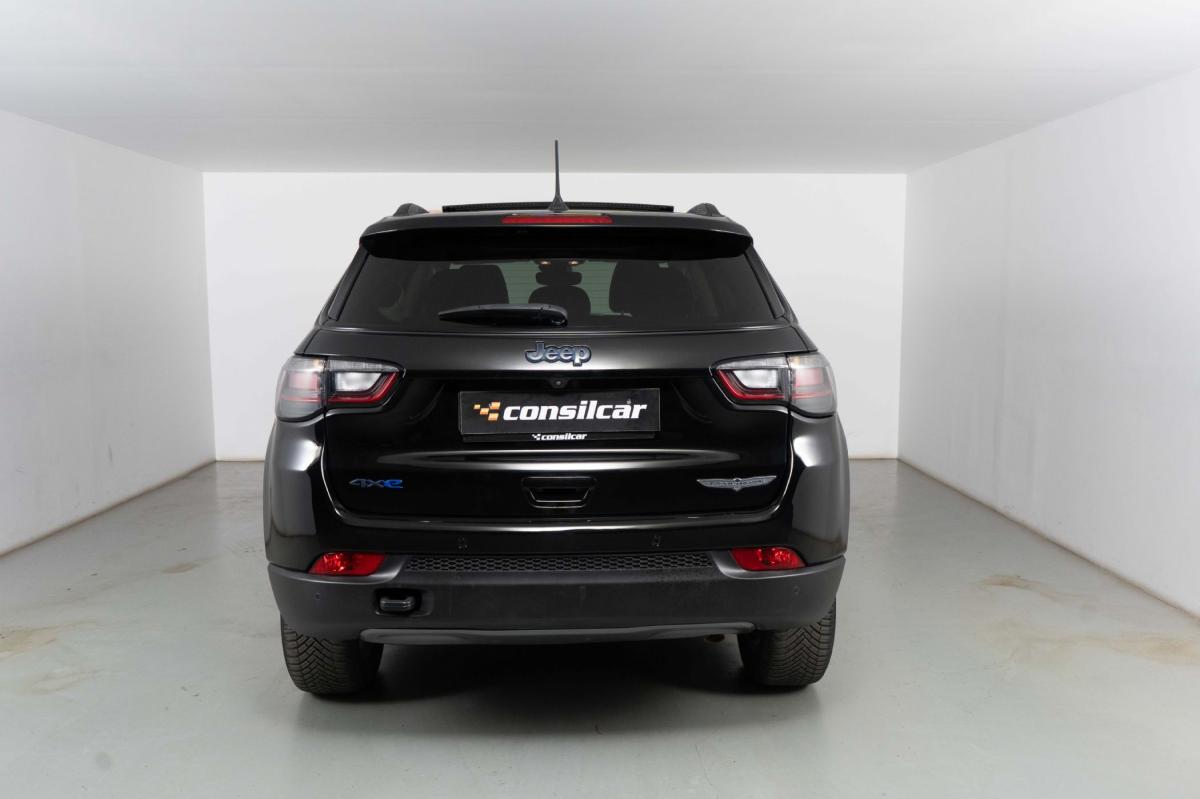 jeep-compass-2023-hibrido-a-gasolina-1332cc