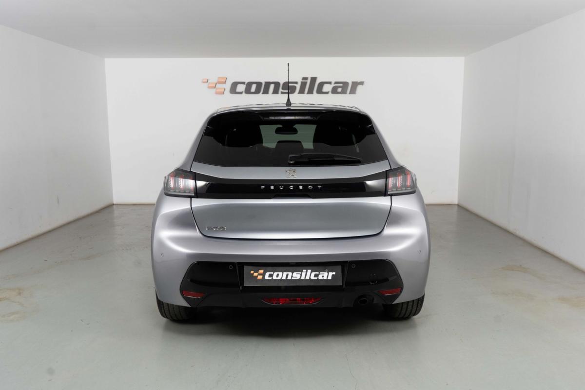 peugeot-208-2023-gasolina-1199cc