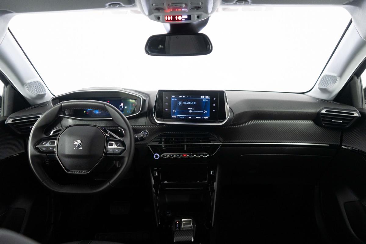 peugeot-208-2023-gasolina-1199cc