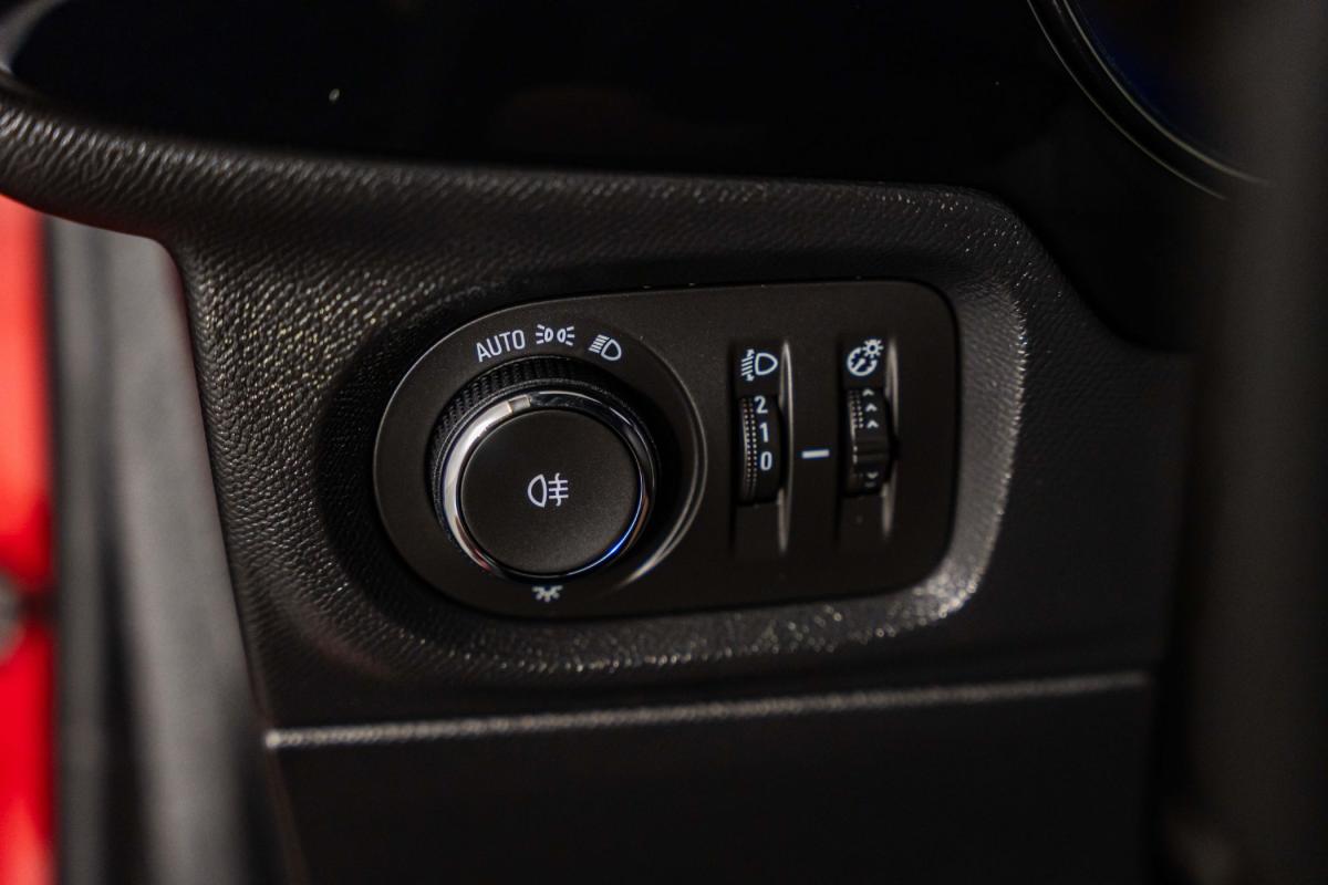 opel-corsa-2025-gasolina-1199cc
