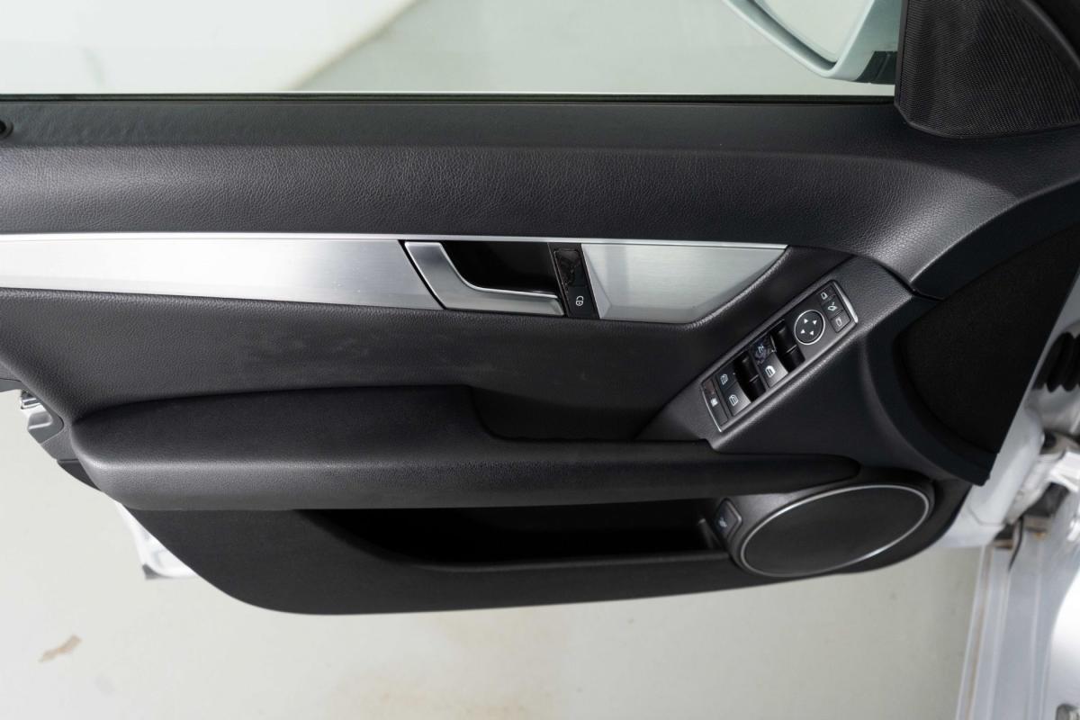 mercedes-benz-classe-c-2013-diesel-2143cc