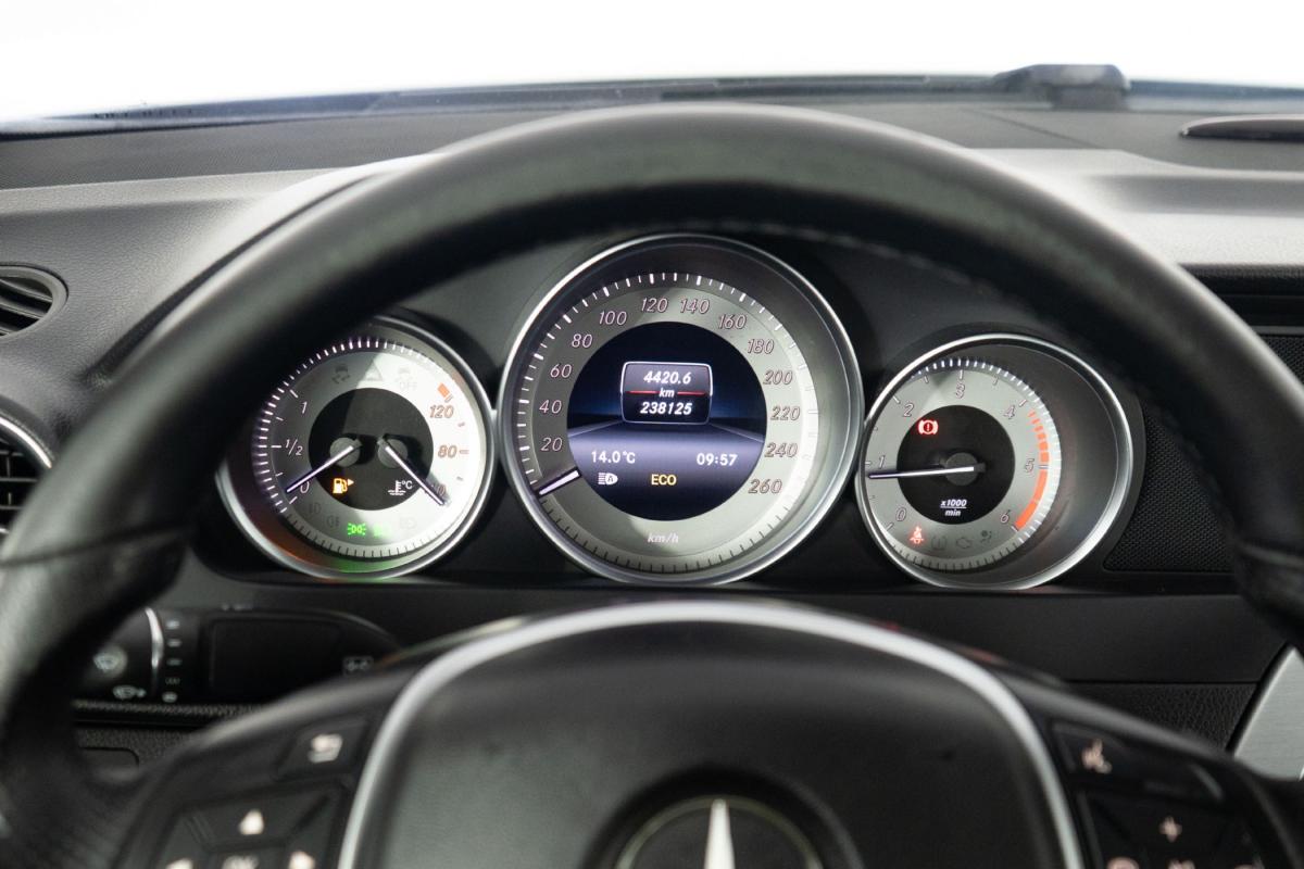 mercedes-benz-classe-c-2013-diesel-2143cc
