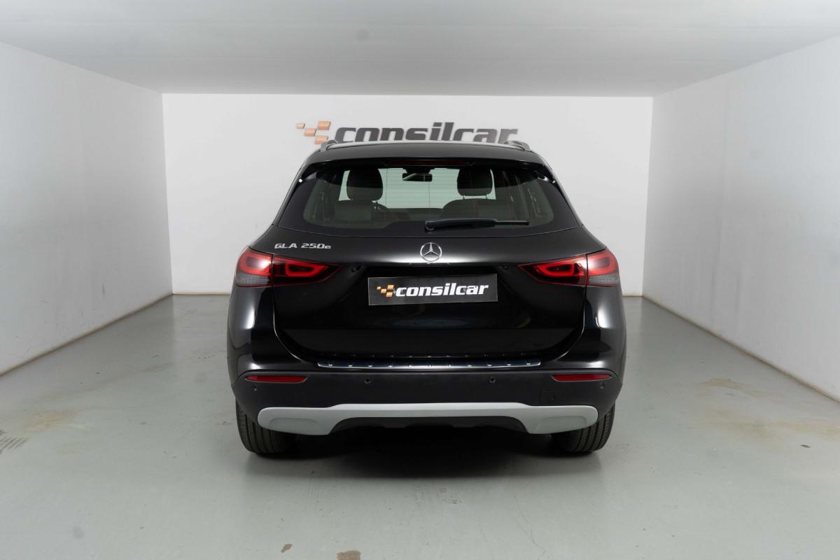 mercedes-benz-gla-2022-hibrido-a-gasolina-1332cc