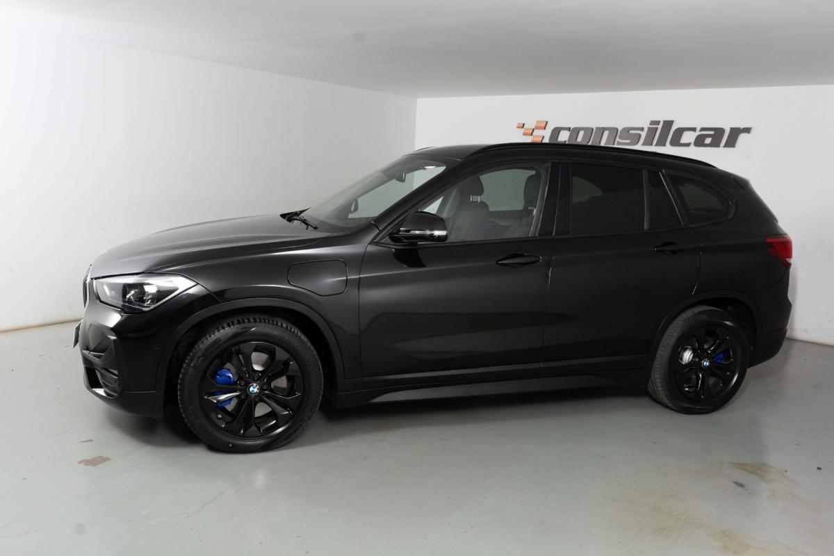 bmw-x1-2021-hibrido-a-gasolina-1499cc
