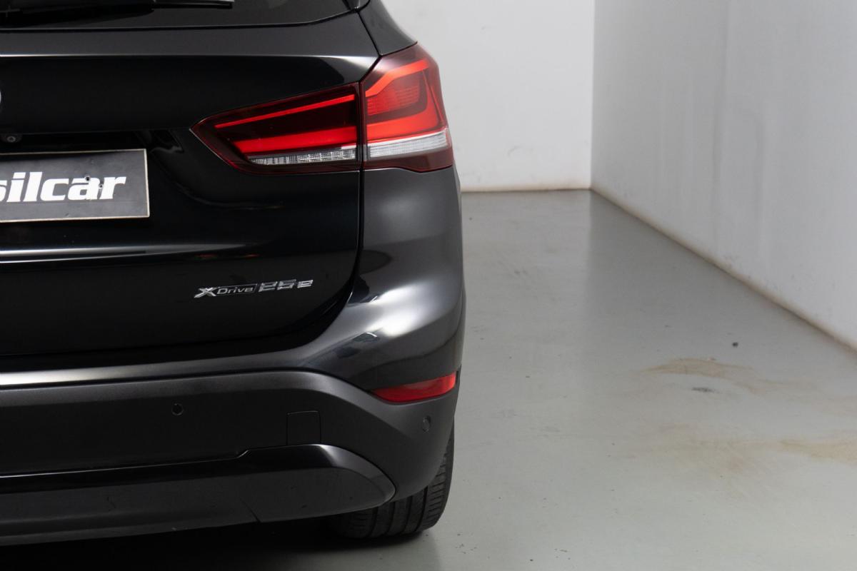 bmw-x1-2021-hibrido-a-gasolina-1499cc