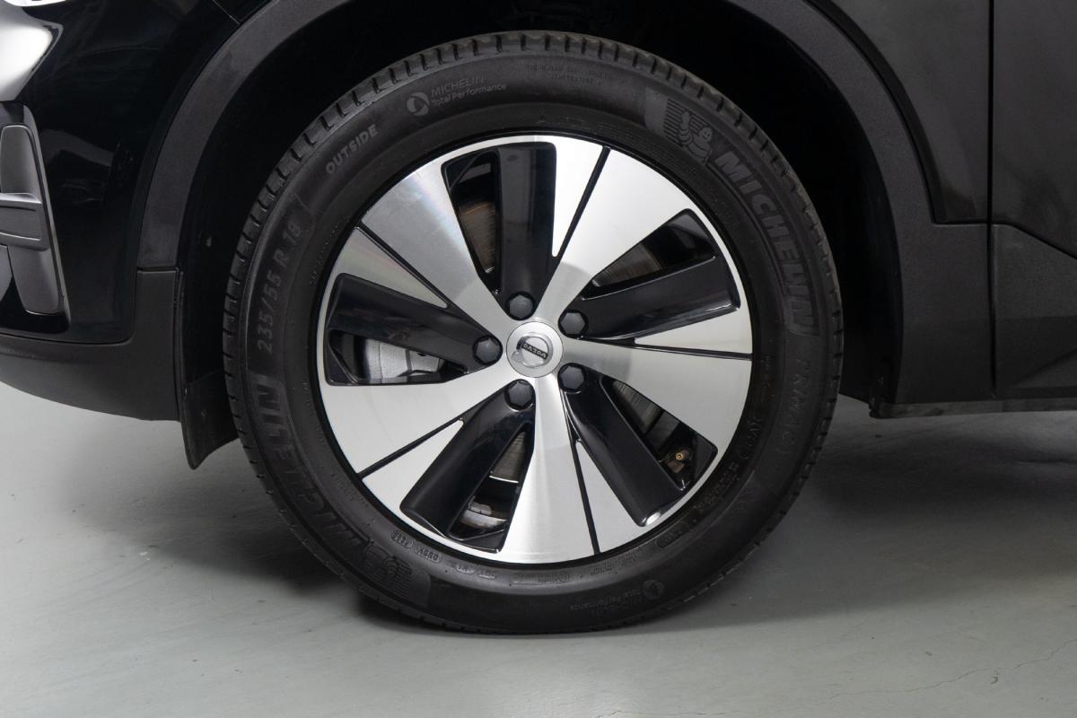volvo-xc40-2023-hibrido-a-gasolina-1477cc
