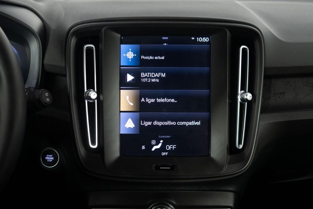 volvo-xc40-2023-hibrido-a-gasolina-1477cc