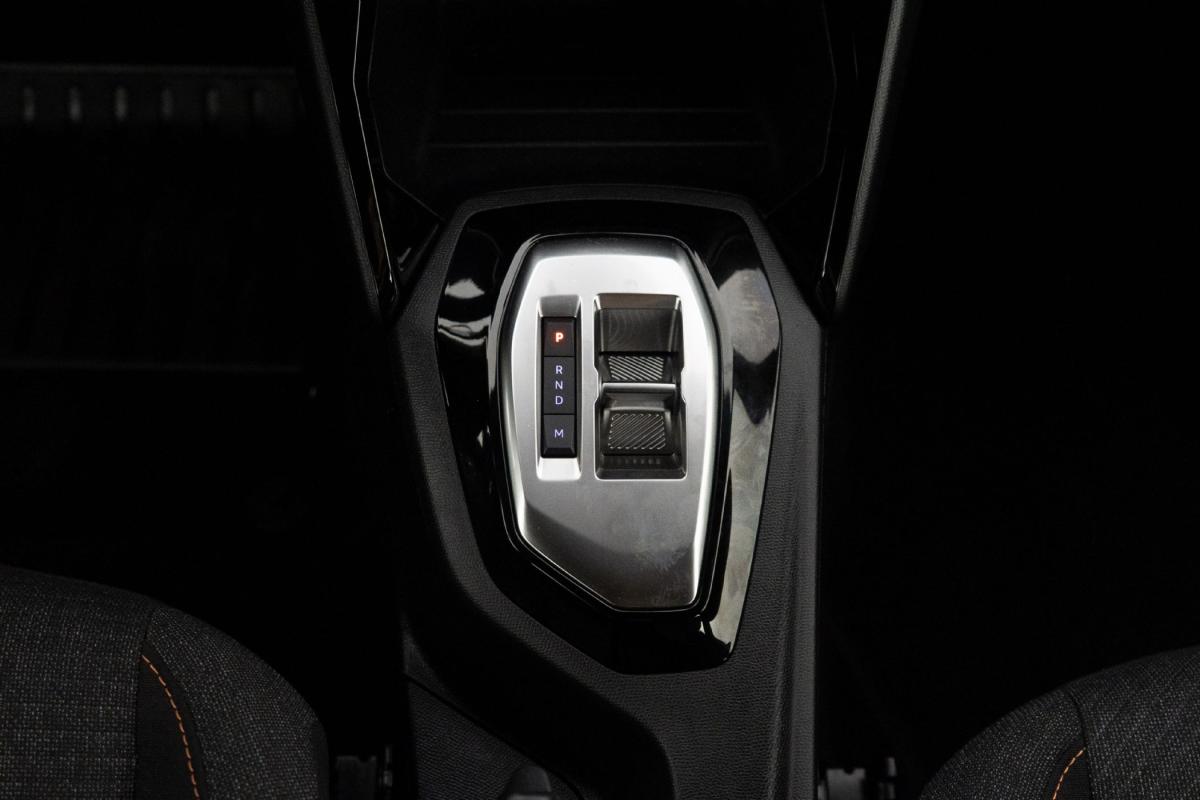 peugeot-2008-2025-gasolina-1199cc