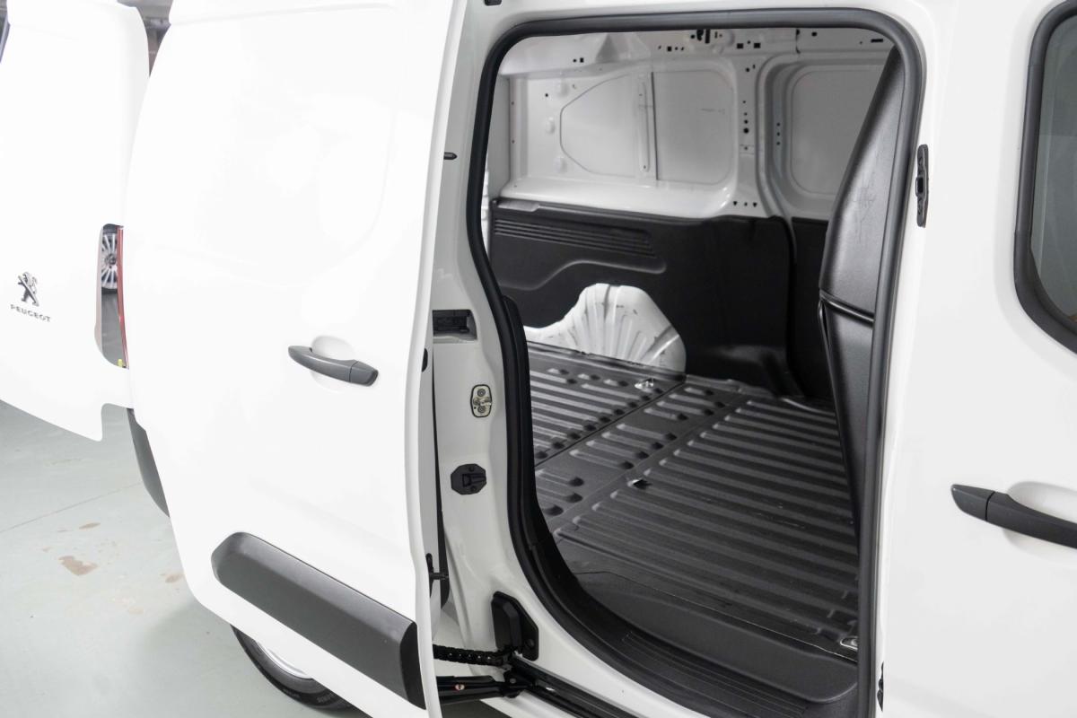 peugeot-partner-2021-diesel-1499cc