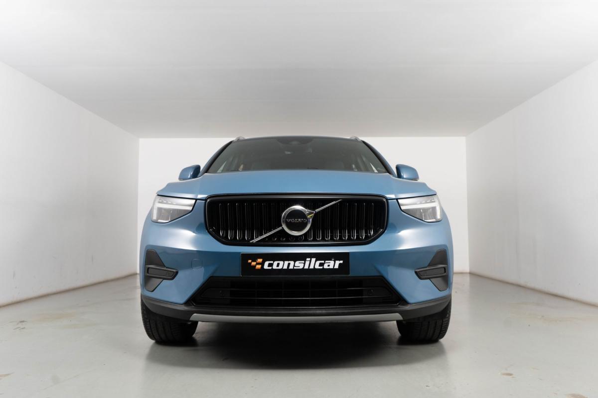 volvo-xc40-2022-hibrido-a-gasolina-1477cc