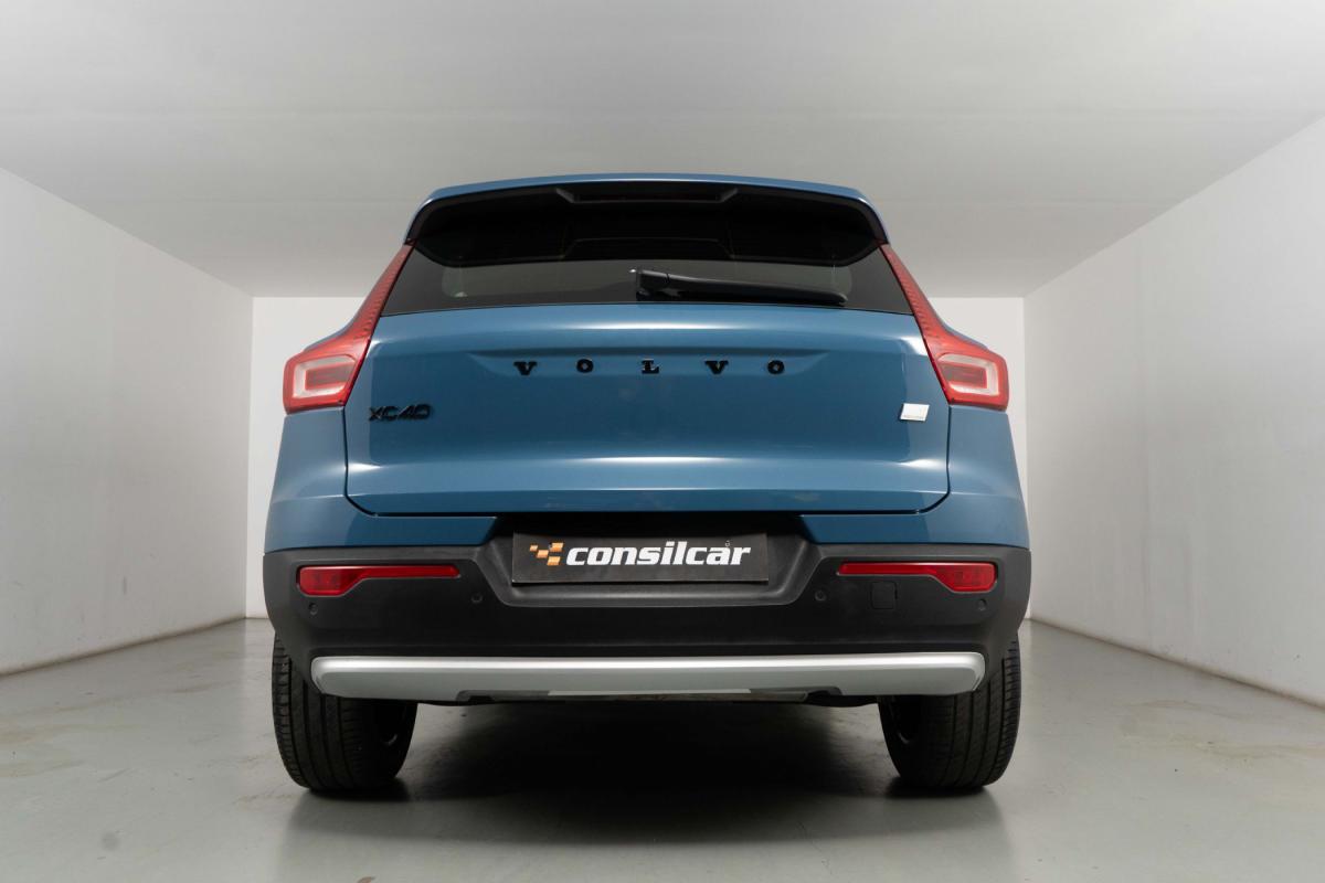 volvo-xc40-2022-hibrido-a-gasolina-1477cc