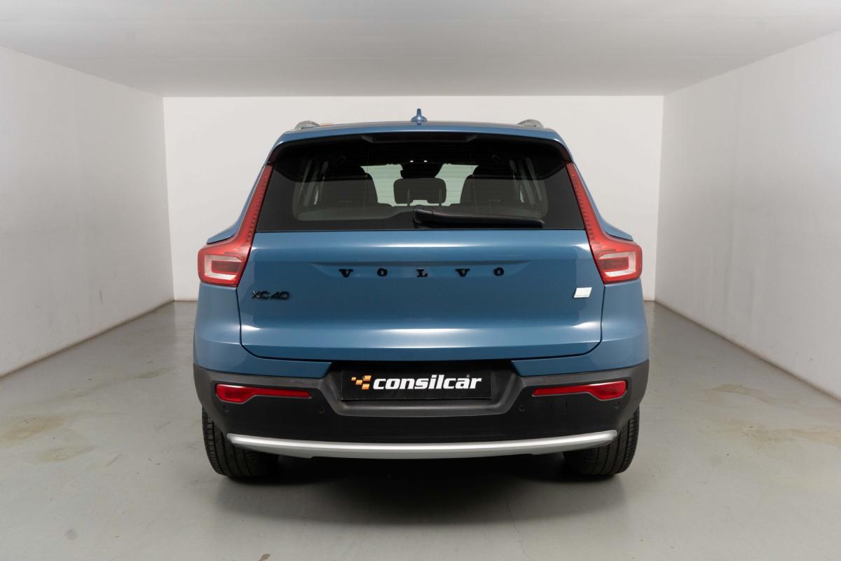 volvo-xc40-2022-hibrido-a-gasolina-1477cc