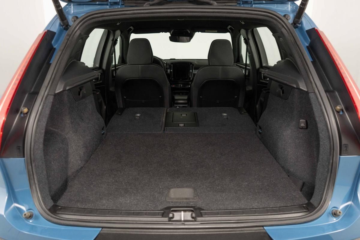 volvo-xc40-2022-hibrido-a-gasolina-1477cc