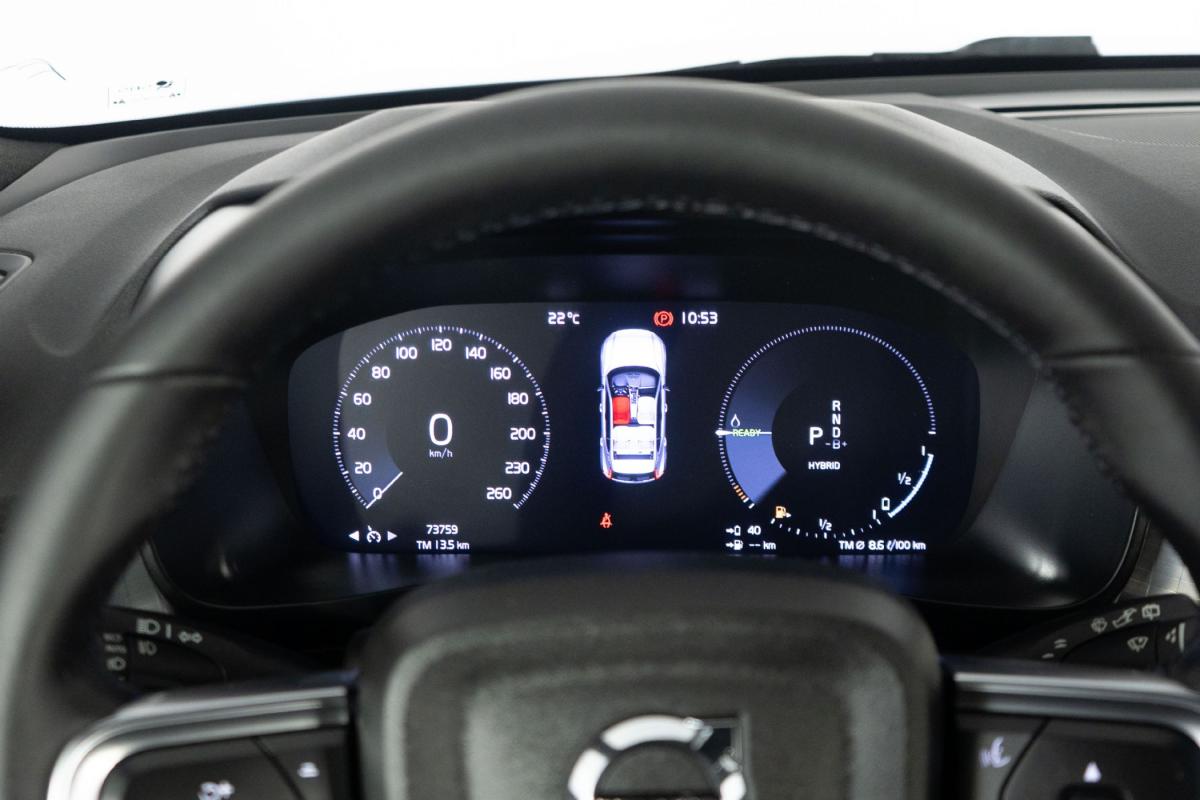 volvo-xc40-2022-hibrido-a-gasolina-1477cc
