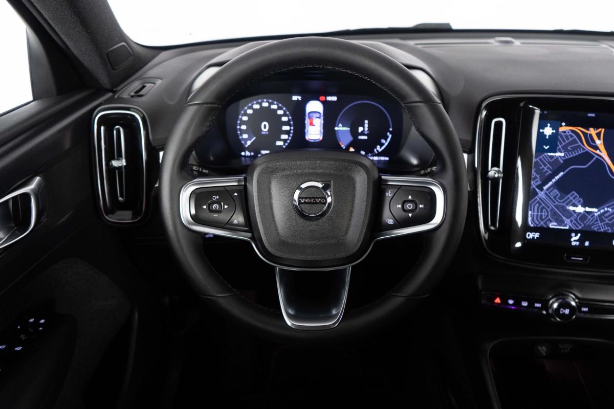 volvo-xc40-2022-hibrido-a-gasolina-1477cc