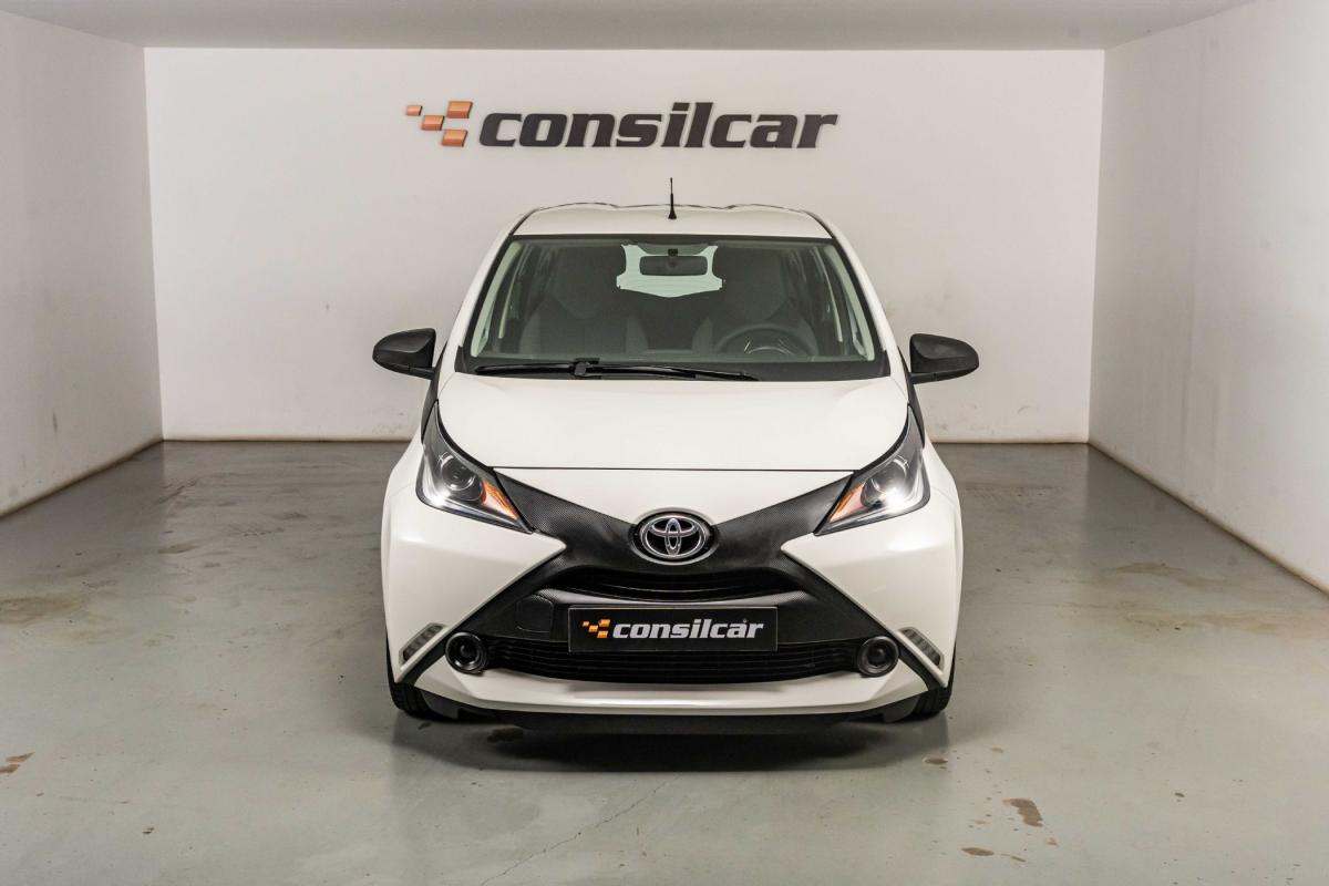 toyota-aygo-2018-gasolina-998cc