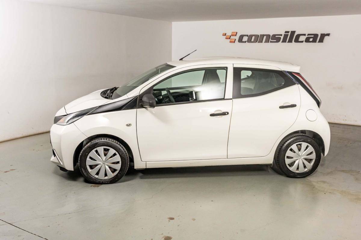toyota-aygo-2018-gasolina-998cc